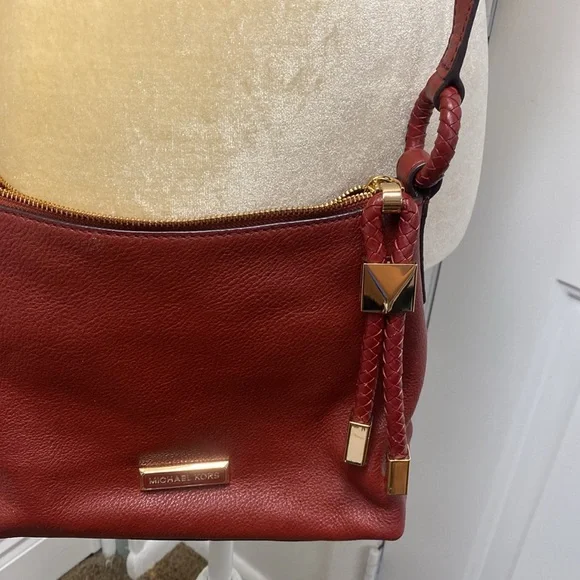 Michael Kors Lexington Pebbled Leather Crossbody Bag - Picture 4 of 7